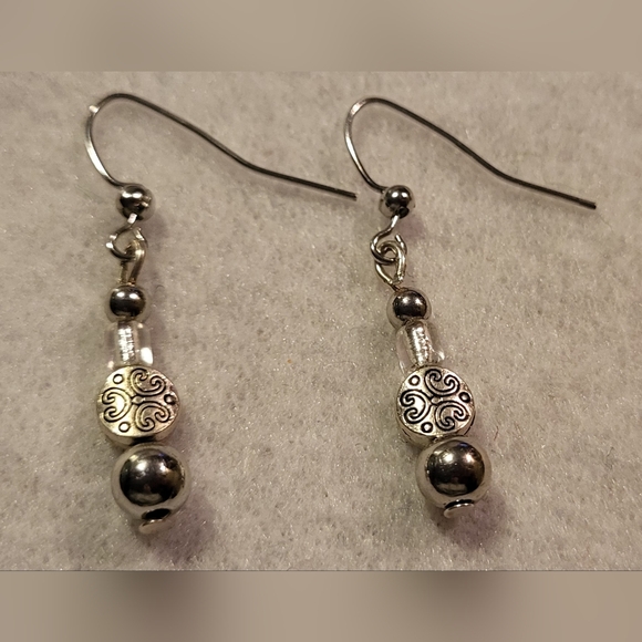 Beaded Earrings - Picture 3 of 4